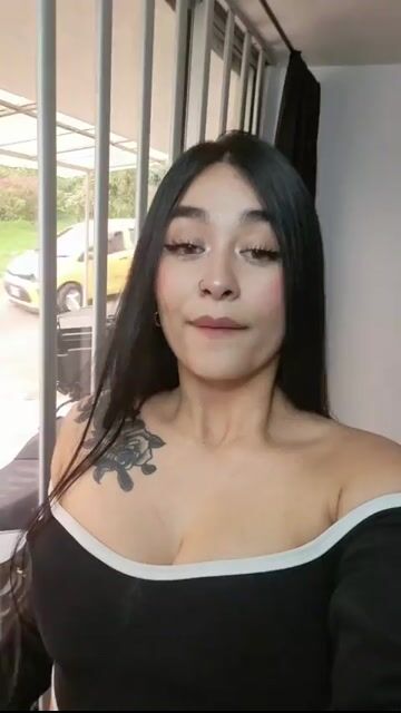 Model - Lexxiee Haze latina