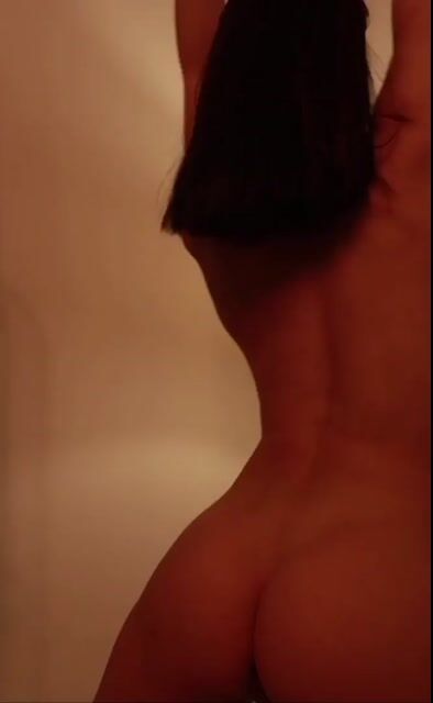 Model - TvoySon blowjob