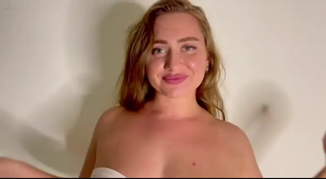 Model - Violeta blowjob