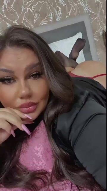 Model - Sascha Blosom femdom