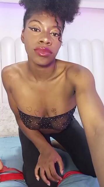 Model - NalaRoux sexy