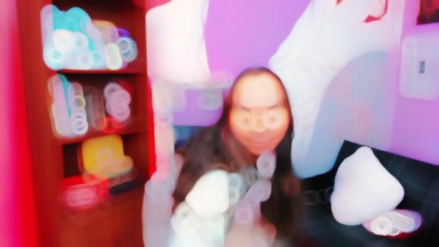 Model - Annie Clay hairypussy