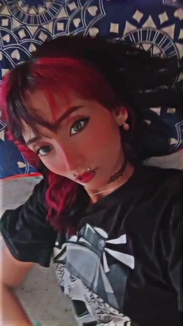 Model - NiaaFox tattoo