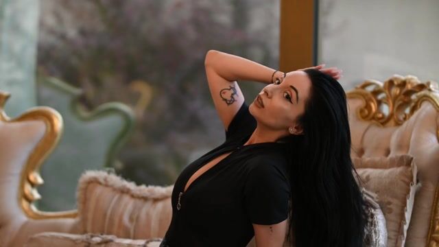 Model - YreneRay anal