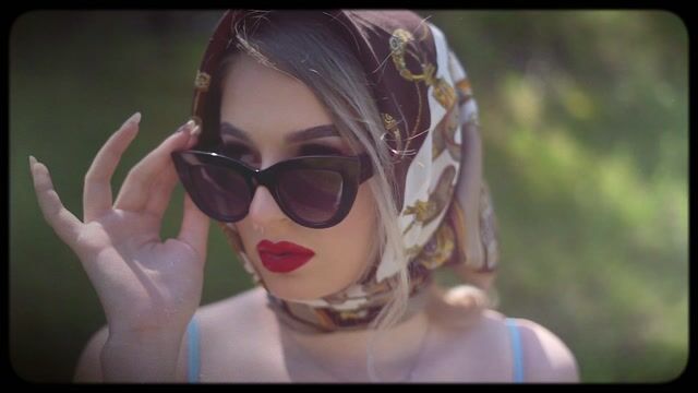 Model - MaeveSander blowjob