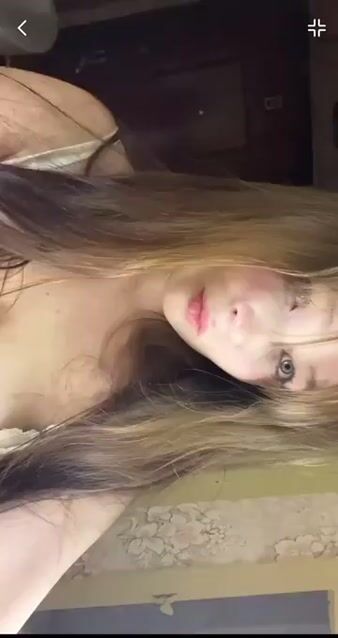 Model - Umeyomi pussyplay