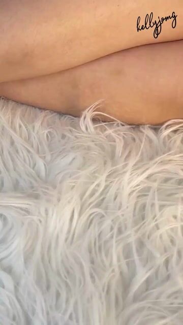 Model - Kelly Jong toys