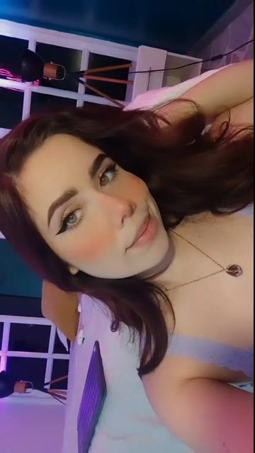 Model - Aleja Tacoa milf