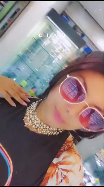 Model - AlejandraFlower hairypussy