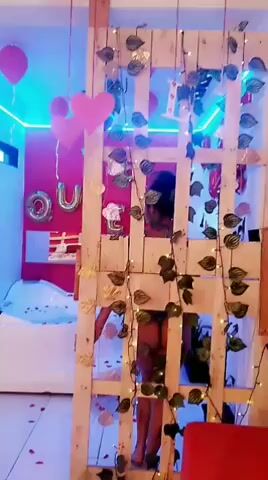 Model - Chloe_LuxX blowjob