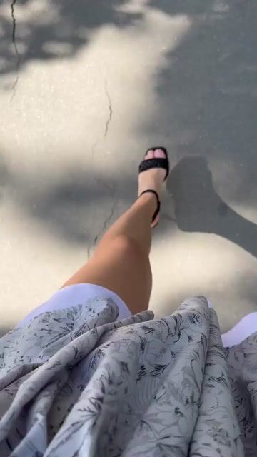 Model - YummyMari love