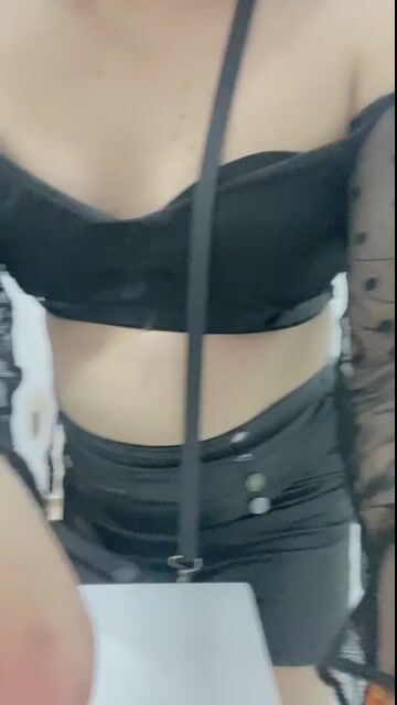 Model - maryan castaldi ass