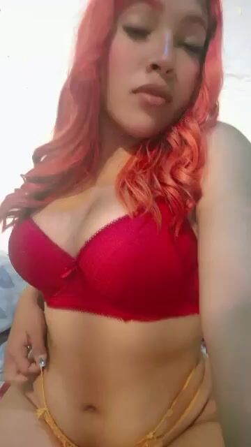 Model - AuraxGold goddess