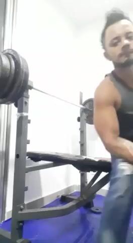 Model - muscle77 cum