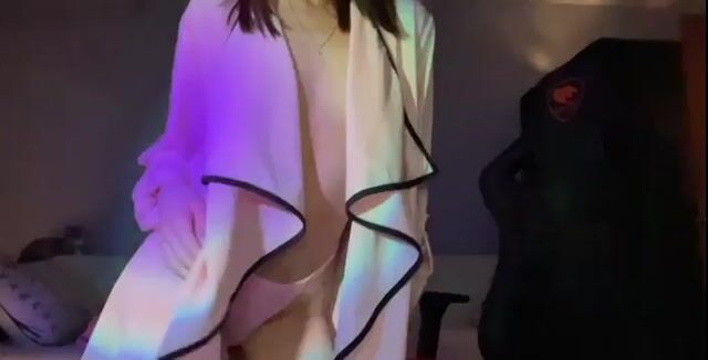 Model - Karolina feet