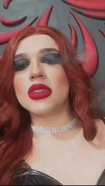 Model - CherryBlosson joi