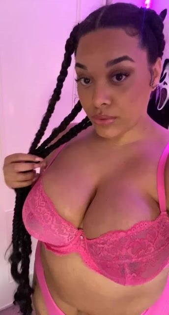 Model - aaliyahdemon sexy