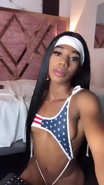 Model - Tifanny_bigcock femboy