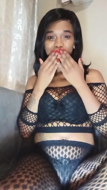 Model - OnwabaJones Fendom