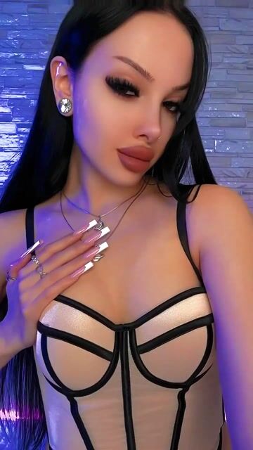 Model - Miss Diava anal