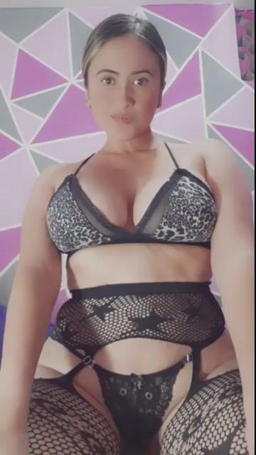 Model - HannaRoss ass