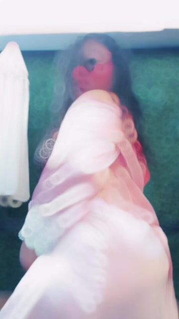 Model - Destinysiins tits