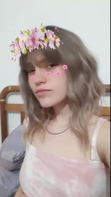 Model - Alisson Fox squirt