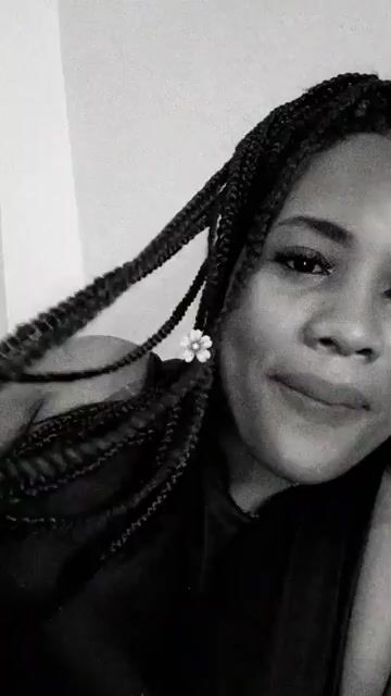 Model - karenen mi sal negracaliente