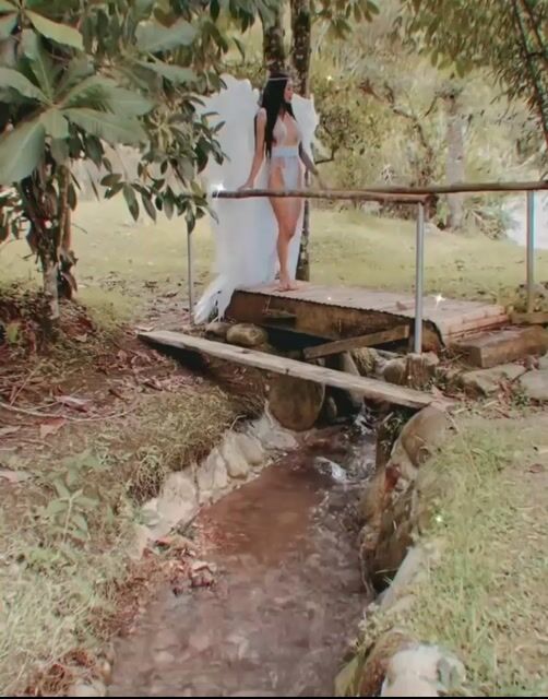 Model - Sara_Mejia ass