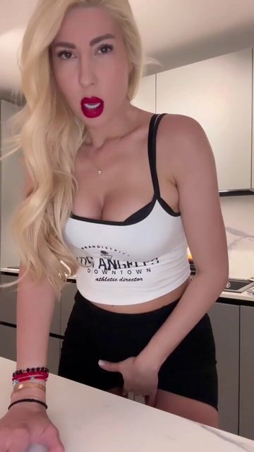 Model - SpicyBea toys