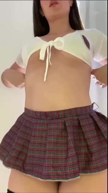 Model - DOMINIQUE milf