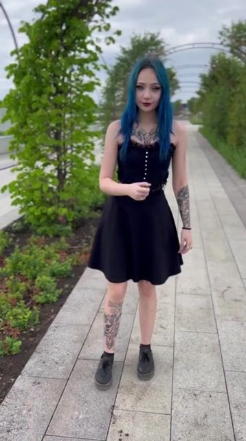 Model - ValeriaEbert skinny