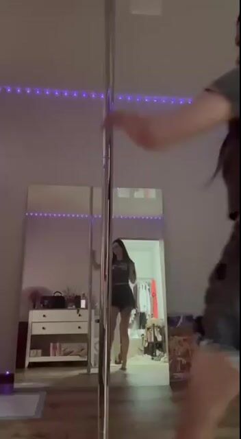 Model - Mihcela_Furett bigass