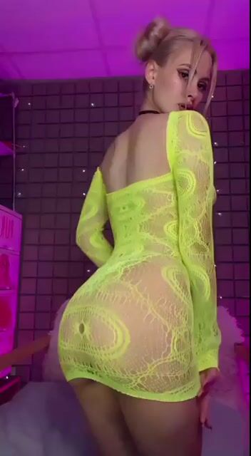 Model - SweetSinX anal