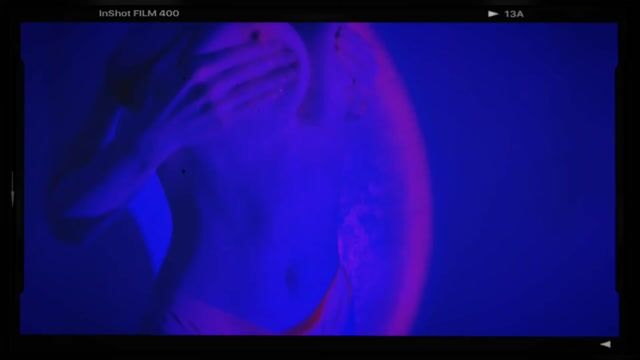 Model - Lera fingering