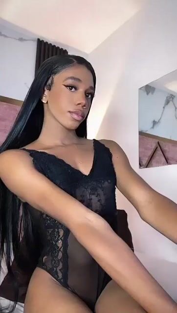 Model - Tifanny_bigcock tranny