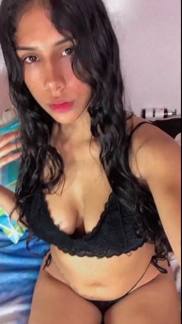 Model - Sara_Queen sexy