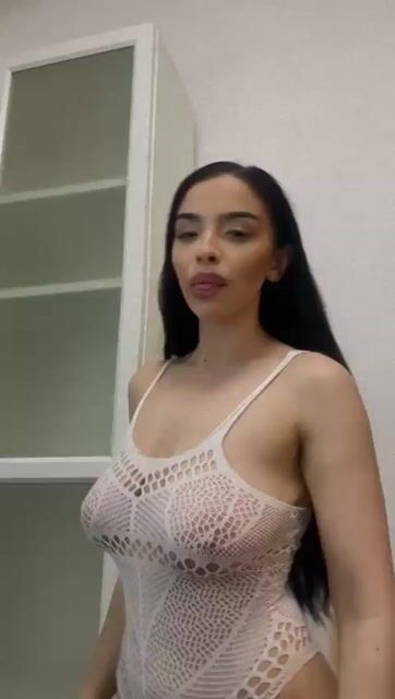 Model - CarollaOxy teen