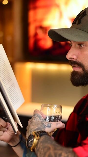 Model - cyber wolf bigcock