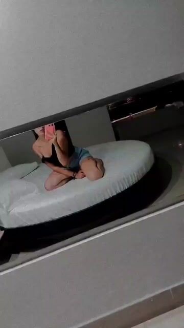 Model - manu_gonzalez dildos