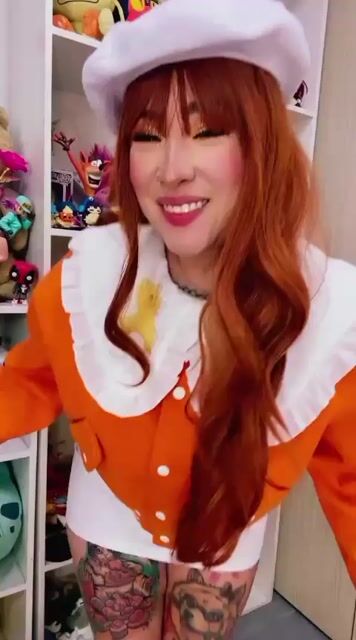 Model - medakawaii deepthroat