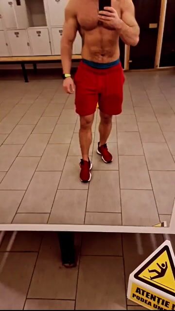 Model - HotterLRg muscle