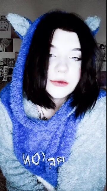 Model - Mura_muur horny