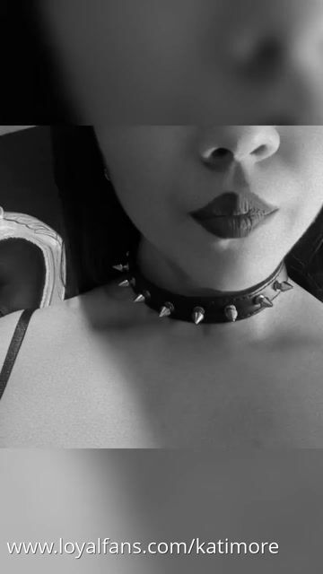 Model - Kati More heels