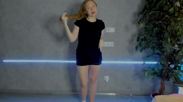 Model - Mila natural