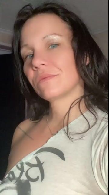 Model - RayVe DeLone joi