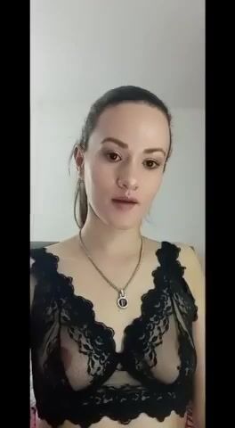 Model - Naughttylala deepthroat