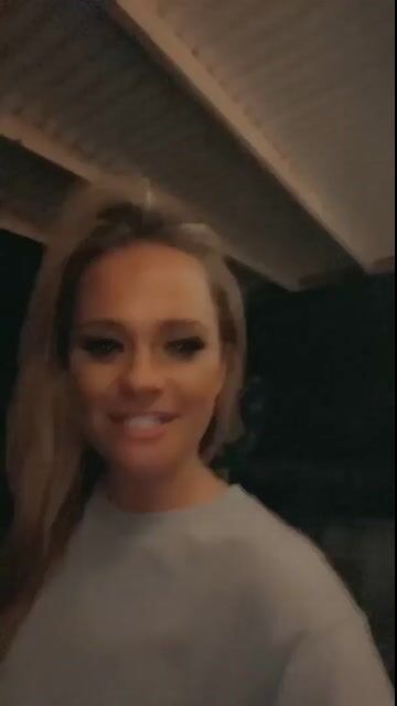 Model - Kloe Kush ass