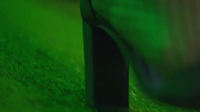 Model - MiaCarter feet