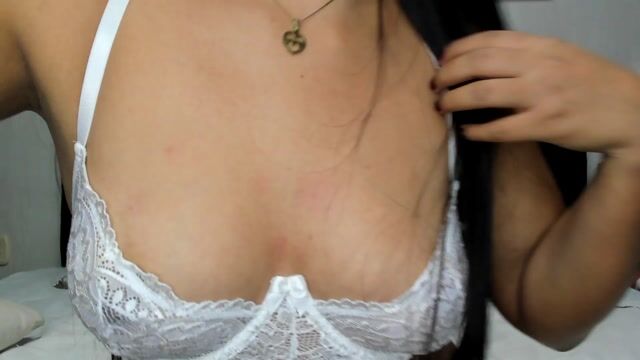 Model - Julia Gold pussy